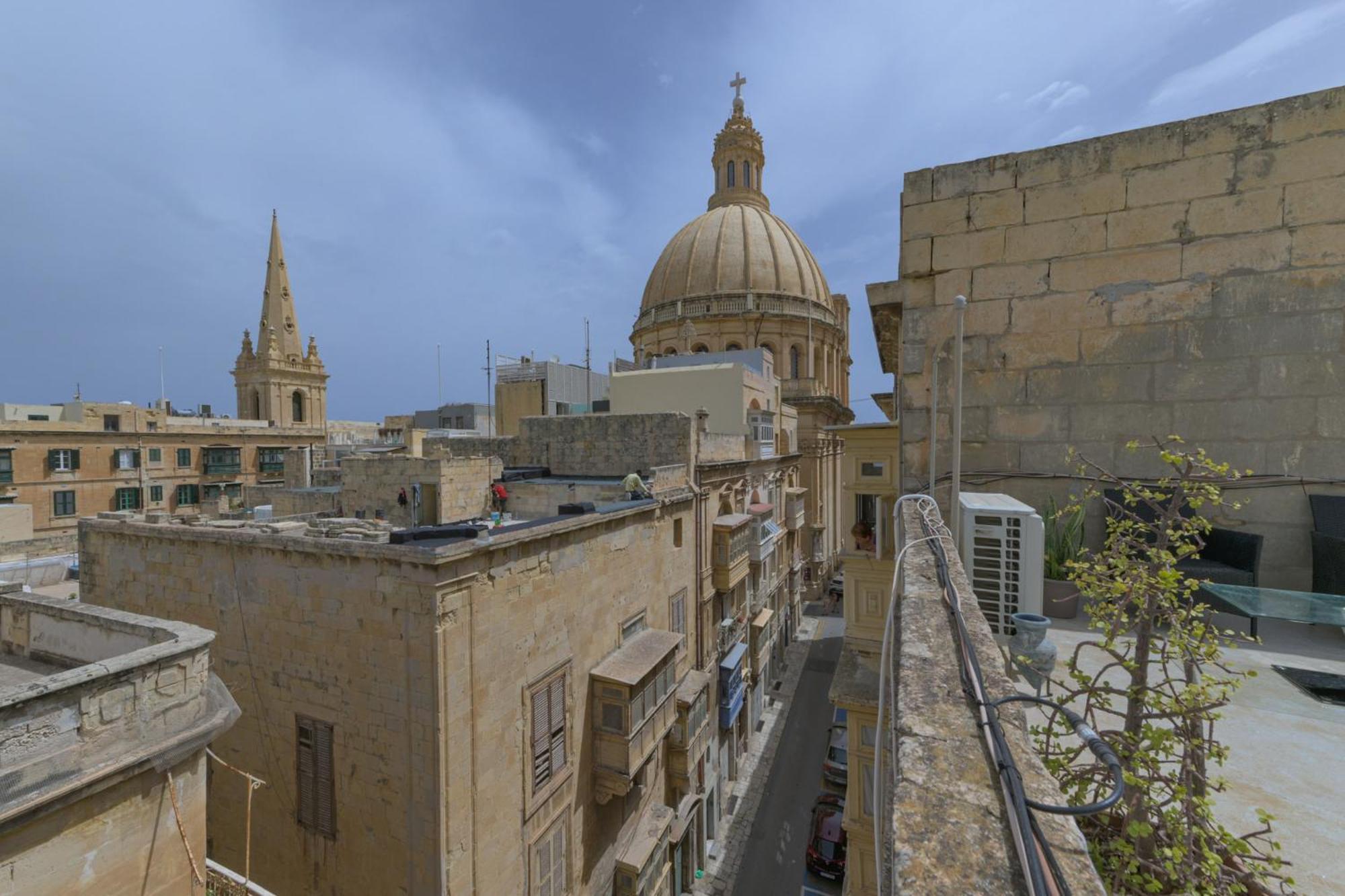 Stylish Valletta 2 Bedrooom City Centre Apartment With Terrace Экстерьер фото